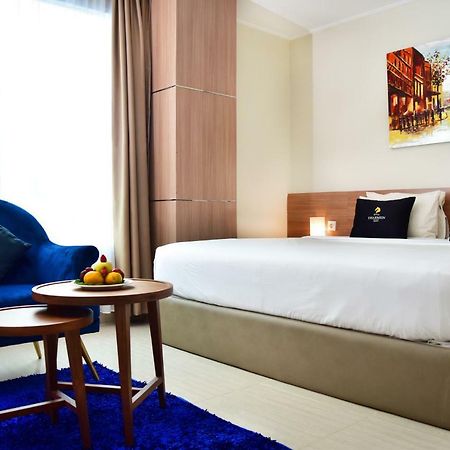 Hotel Dharmein Jakarta Exteriör bild