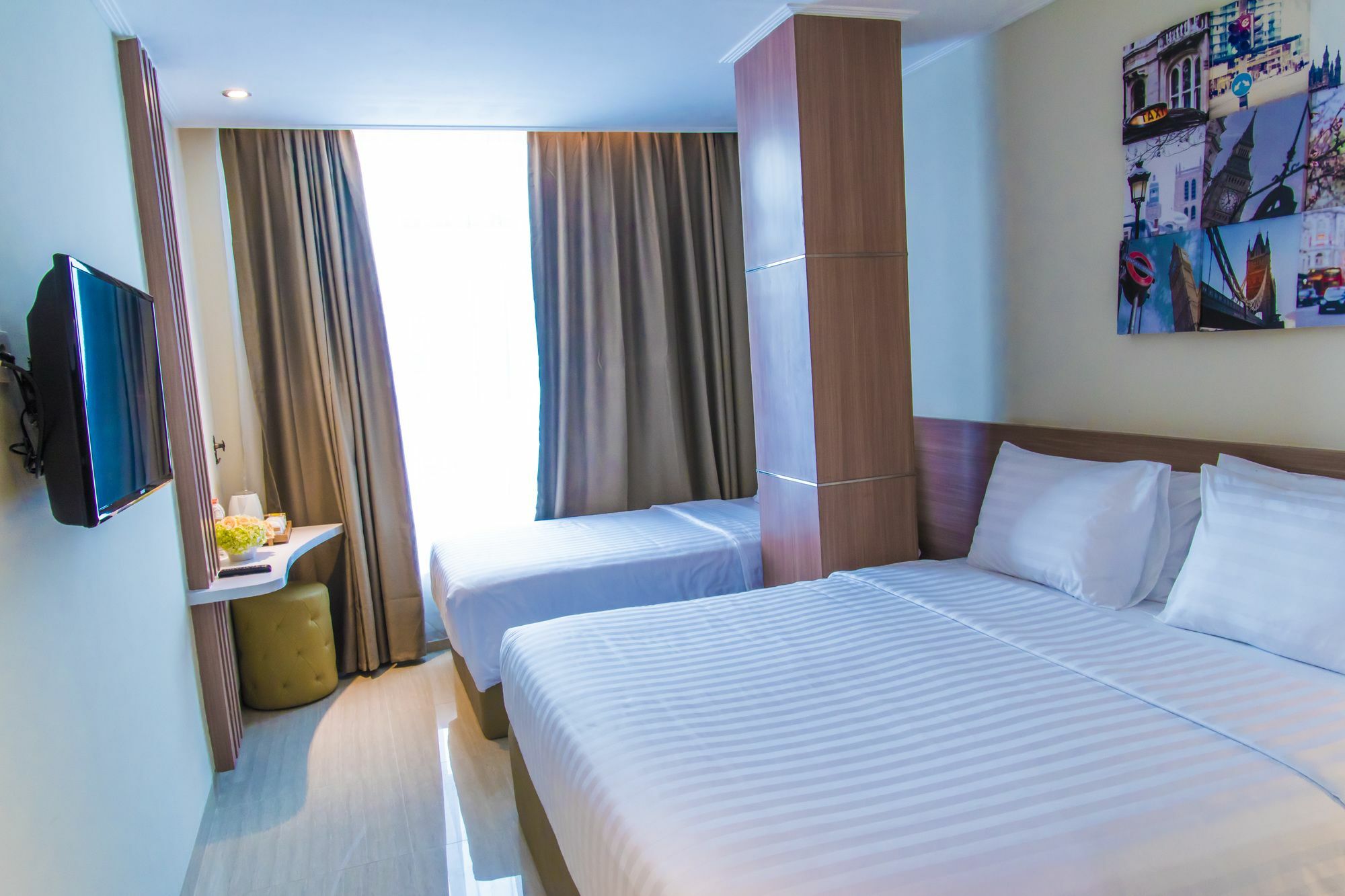 Hotel Dharmein Jakarta Exteriör bild